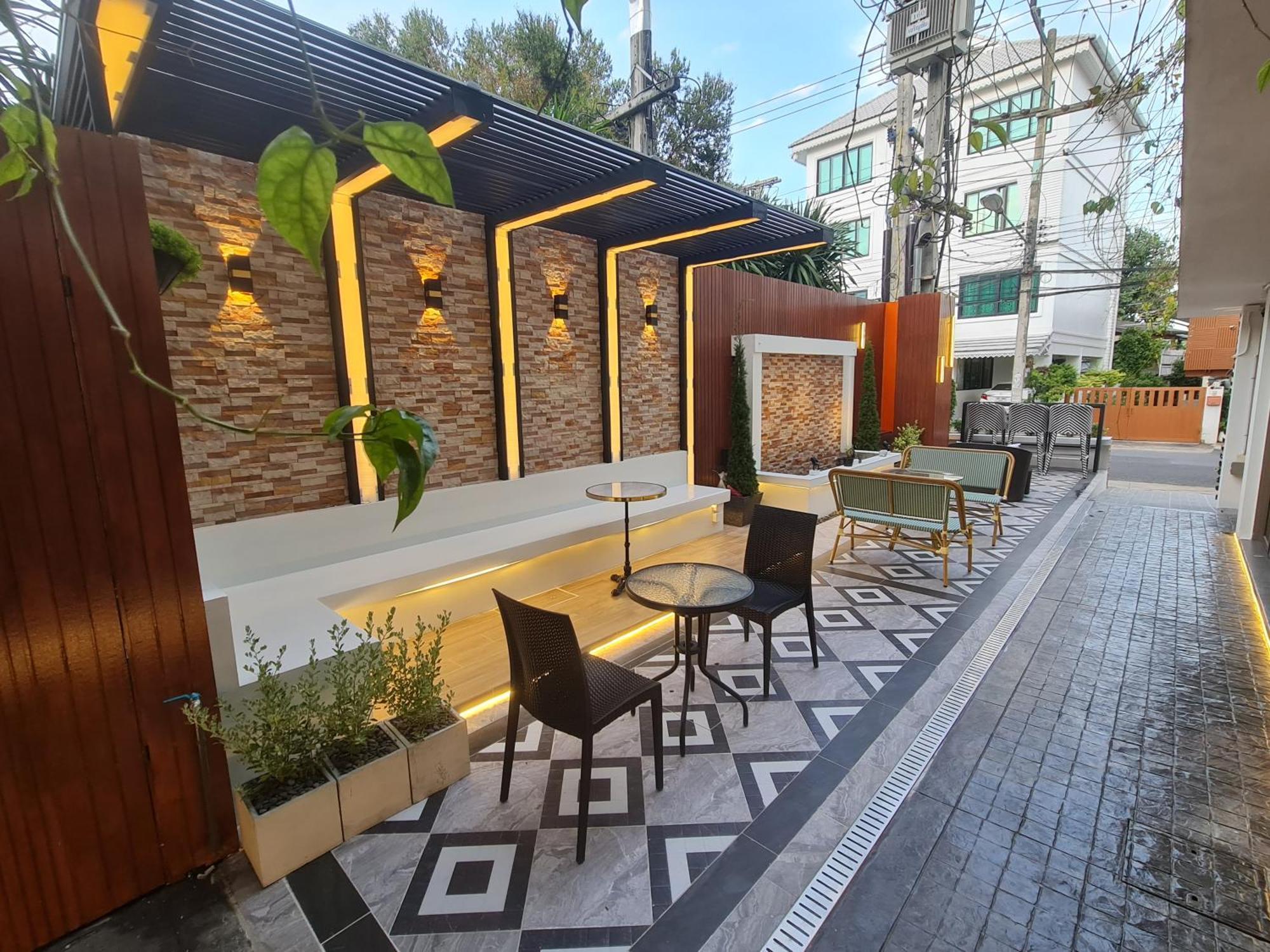 9 Suite Luxury Boutique Hotel Chiang Mai Eksteriør bilde
